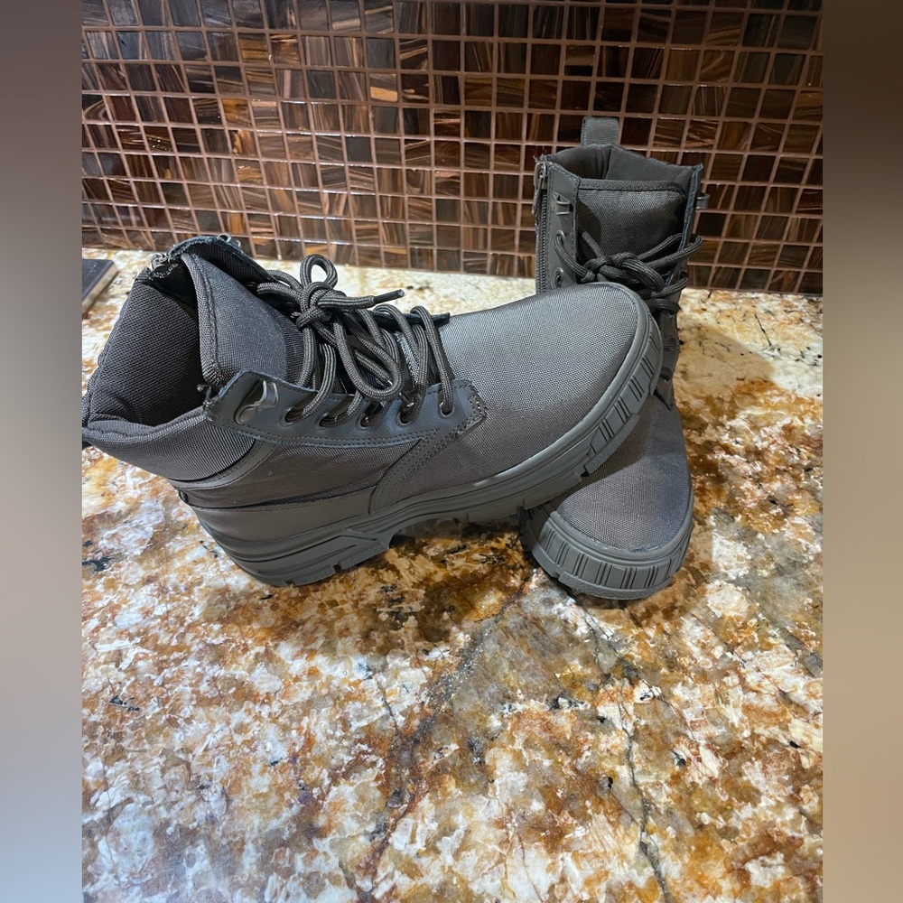 Zara kid Technical boots